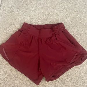 Lululemon shorts 4”